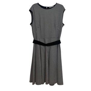 Black White Polka Dot Sleeveless Dress Belt Danny & Nicole Sz 18 Textured Stretc